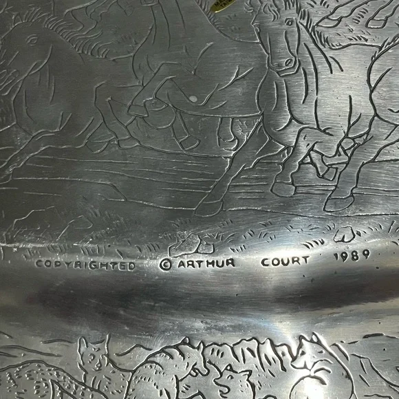 Arthur Court 1989 Horses Wolfs Serving Platter Silver Embossed Oval Tray Vintage - Picture 2 of 6